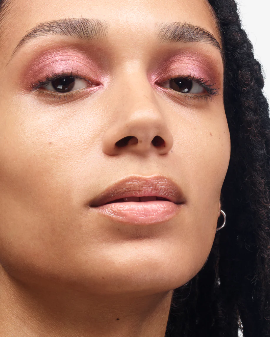 Monochromes - Image 21