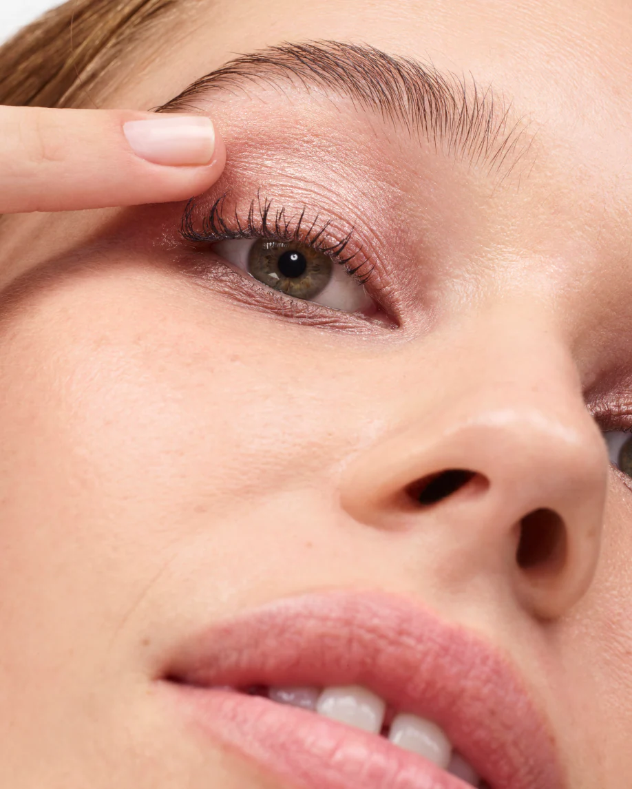 Monochromes - Image 37