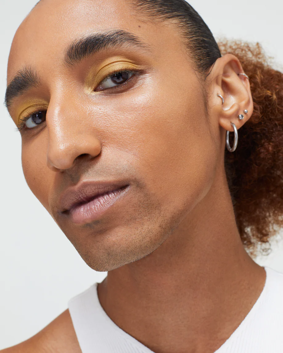 Monochromes - Image 60