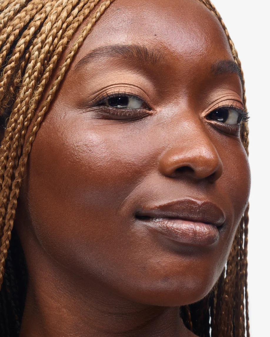 Monochromes - Image 75